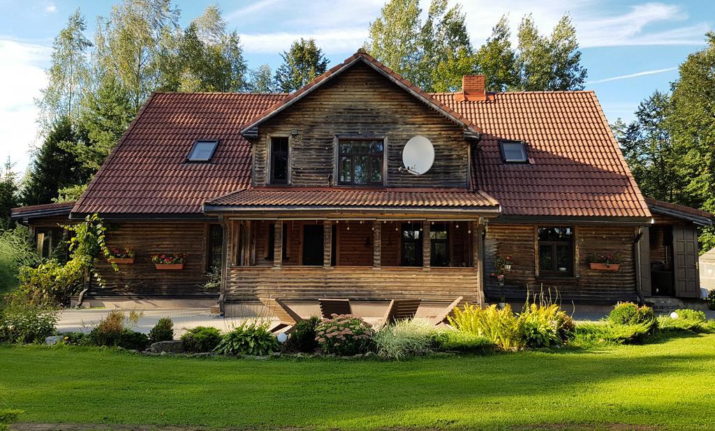 Viesu Nams Jaunzilaksi Viresi Exterior foto